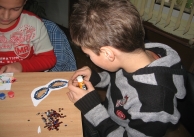 09.12.2009 г. Изработване на карнавално домино 09.12.2009 г. Изработване на карнавално домино